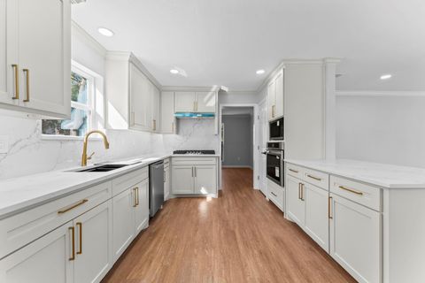 Photo of 7911 Kleingreen Lane, Spring, TX 77379 (MLS # 8571611)