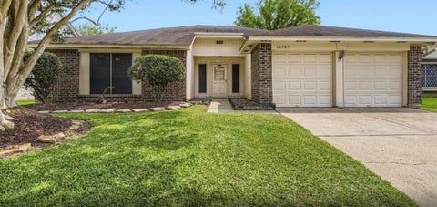 Homes For Sale - 16727 Sky Blue Lane<br/> Houston, TX 77095