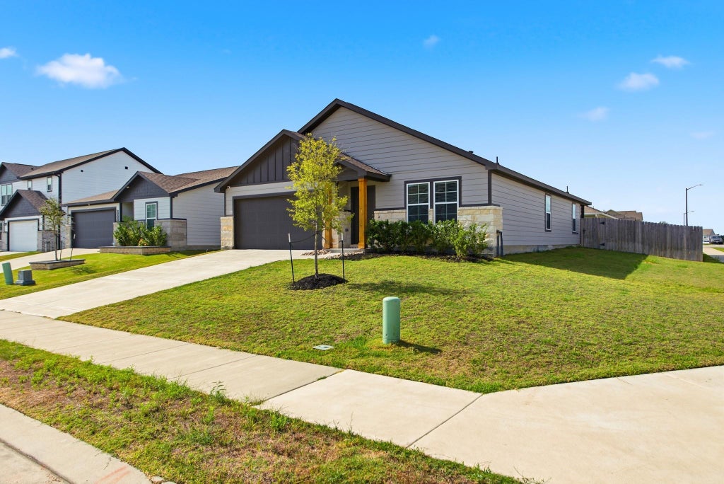 Photo of 6002 Eagle Ridge Drive, Bryan, TX 77807 (MLS # 53902662)