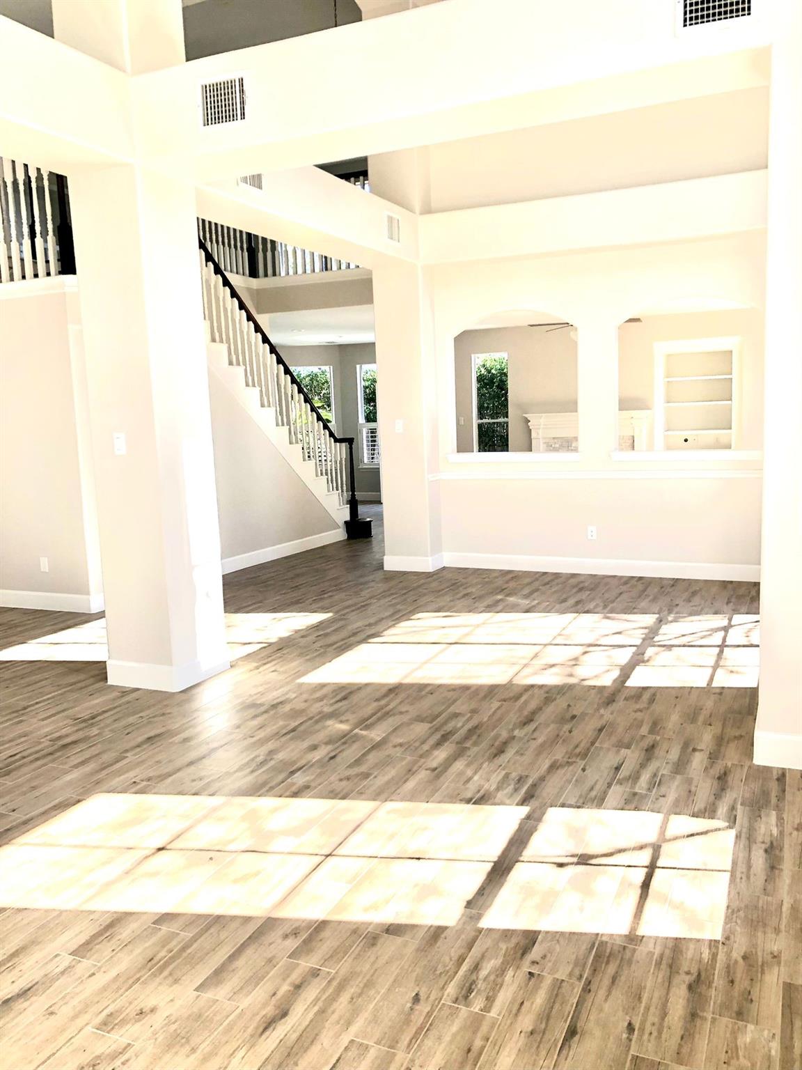 5711 Silver Bay Court