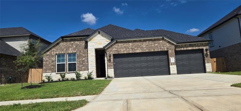 Photo of 3327 Summercrisp Hollow Ln Ln, Pearland, TX 77581 (MLS # 85591800)