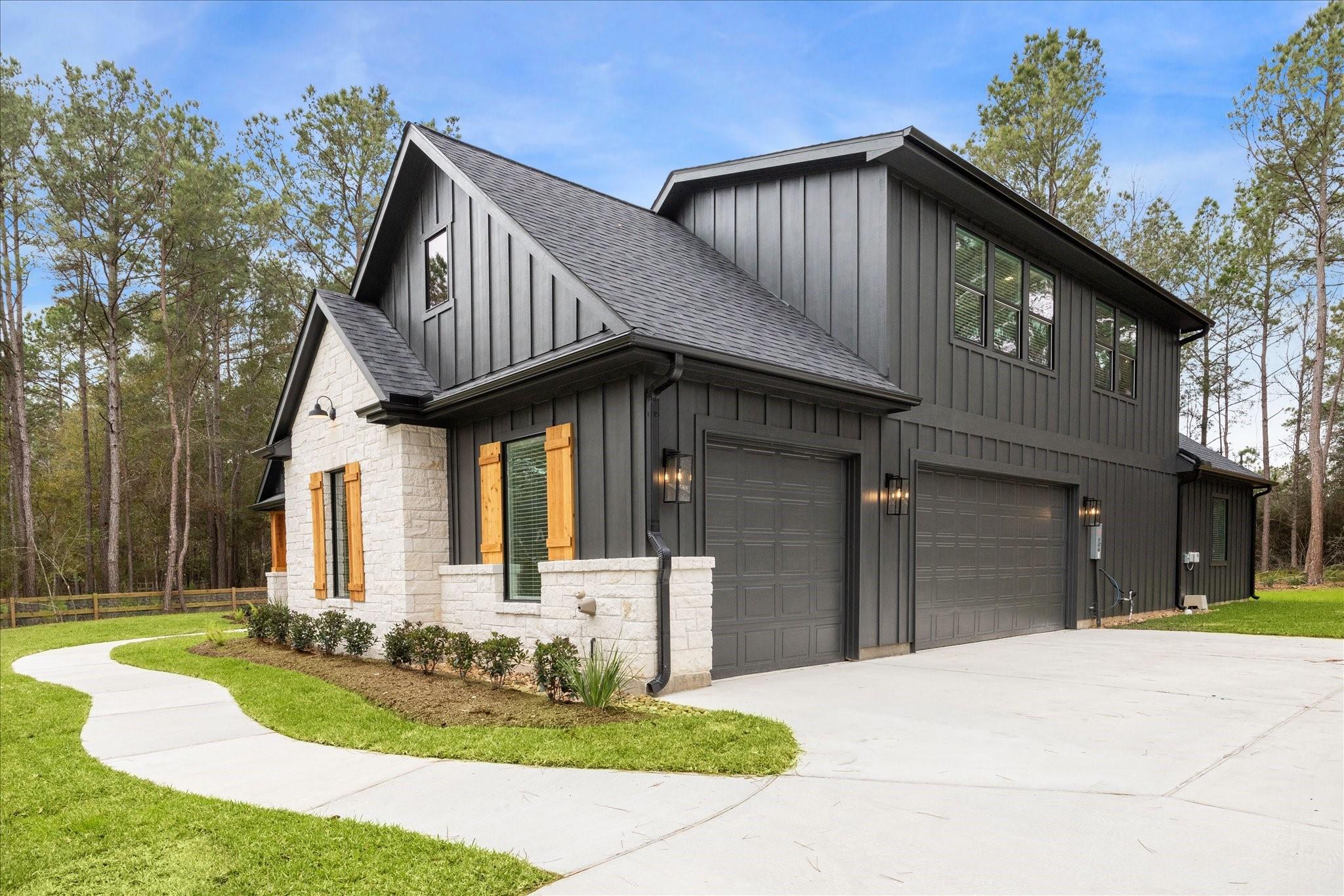 9332 Cedar Bend