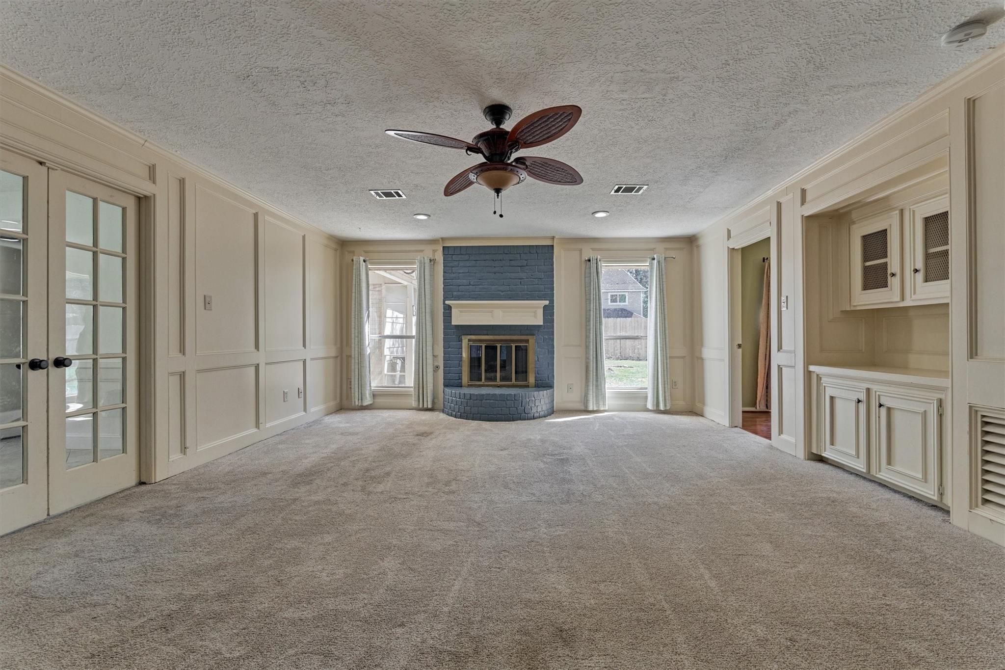 5503 Alamosa Lane