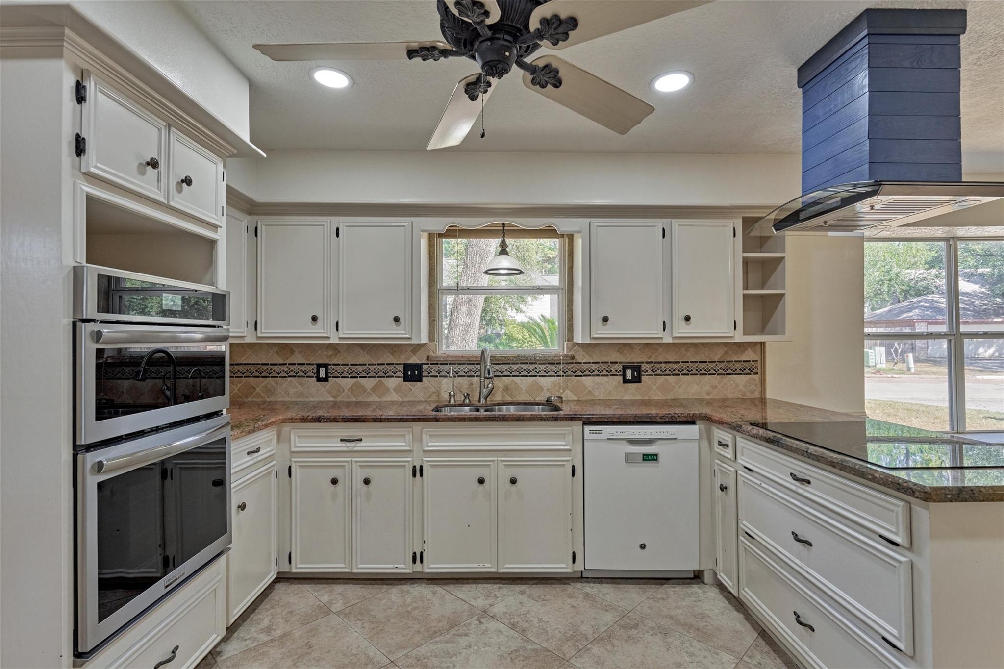 5503 Alamosa Lane