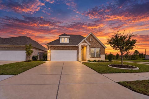 Photo of 2523 Chestnut Oak Circle, Katy, TX 77494 (MLS # 34342819)