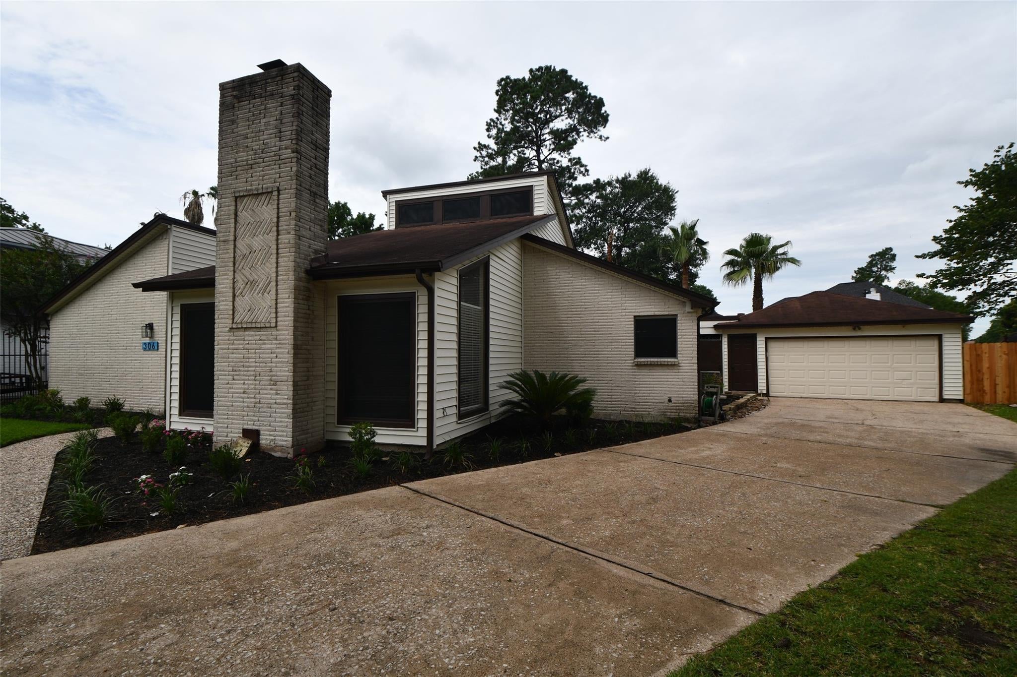 306 Priscilla Court