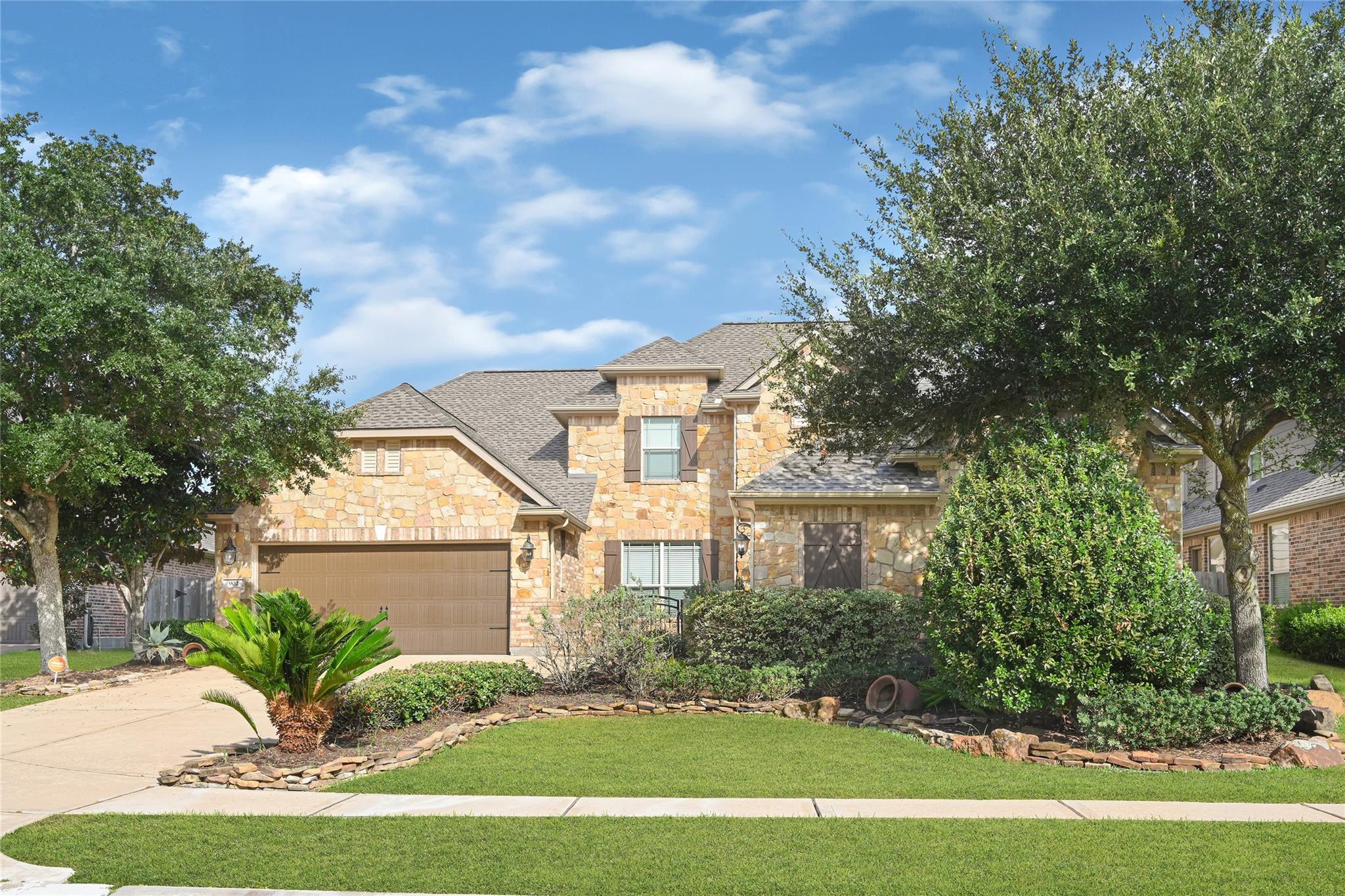 902 Cactus Ridge Court