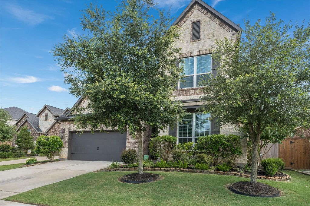 Photo of 5711 Greenwood Colony Court, Houston, TX 77059 (MLS # 89011687)