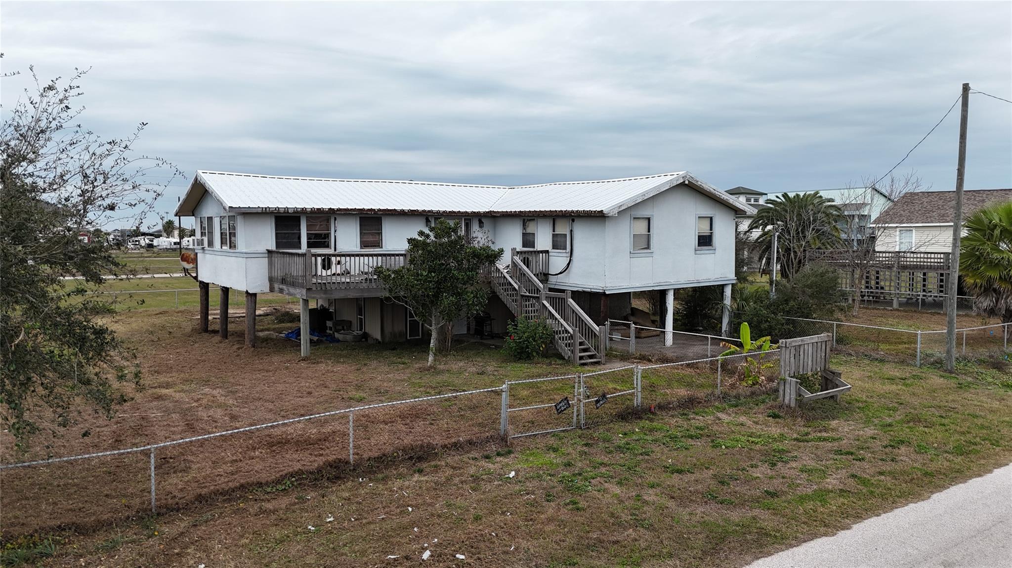 963 Gulfview Drive