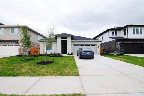 Photo of 29207 Pikes Peak Drive, Katy, TX 77494 (MLS # 36248522)