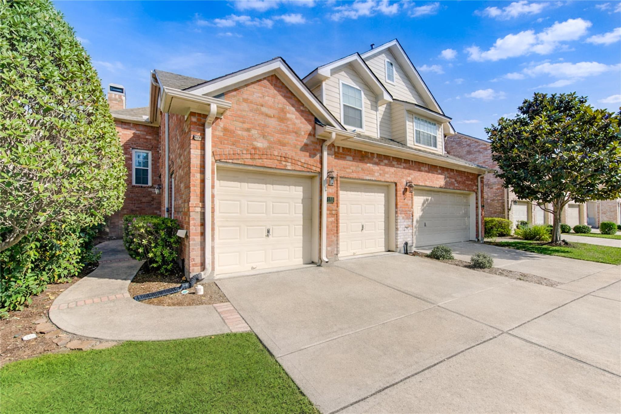 1115 Enclave Square E