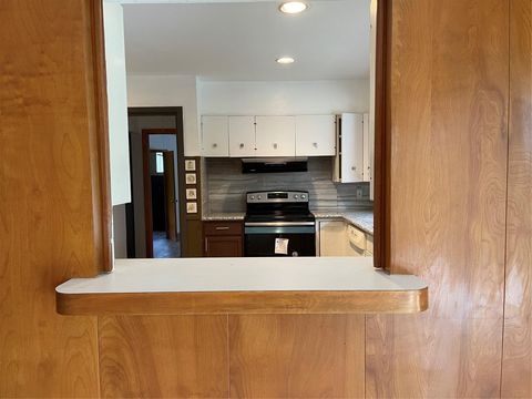 Tiny photo for 5122 S Jackwood Street, Houston, TX 77096 (MLS # 36147124)