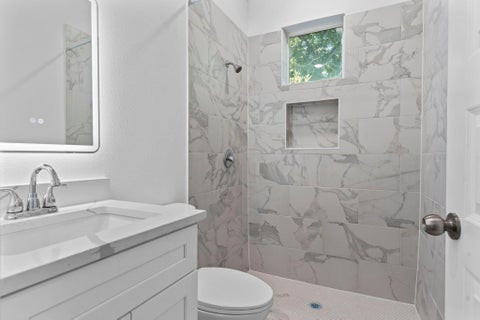 Tiny photo for 6721 Saint Augustine Street, Houston, TX 77021 (MLS # 31100799)