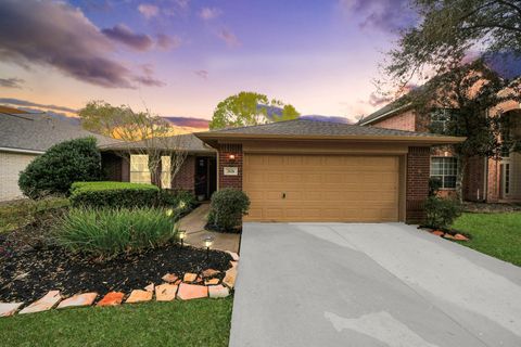 Photo of 2626 Falling Forest Court, Richmond, TX 77406 (MLS # 66333935)