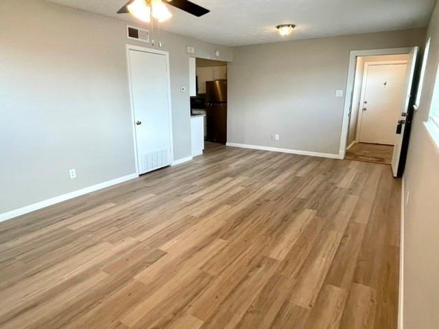 1914 Larrabee Street 3