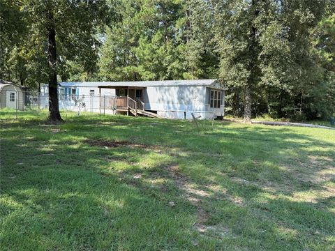 Photo of 711 Windwood Drive, Livingston, TX 77351 (MLS # 12271945)