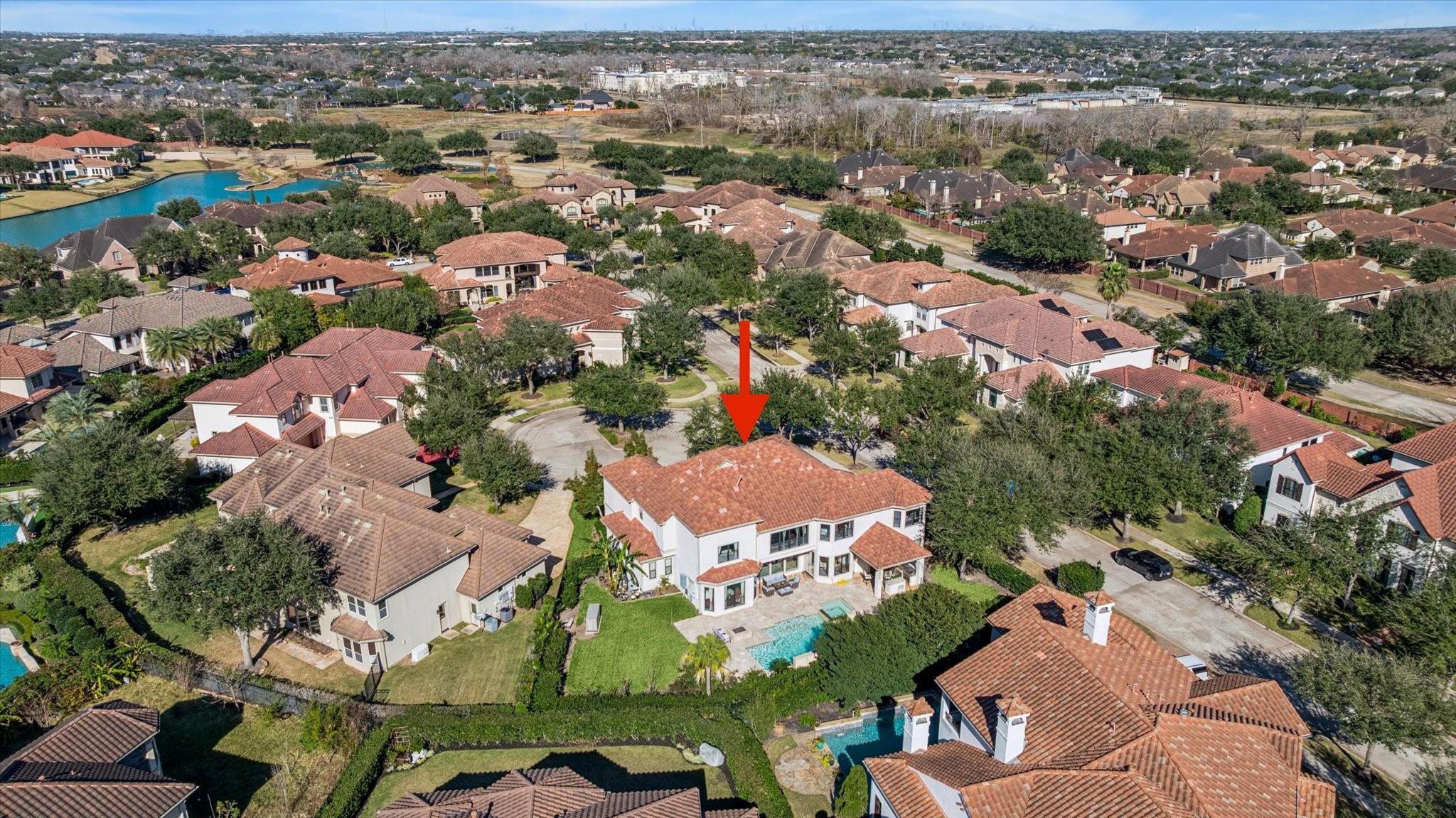 Sugar Land, Texas, 77479, United States, 6 Bedrooms Bedrooms, ,5 BathroomsBathrooms,Residential,Active,2021612