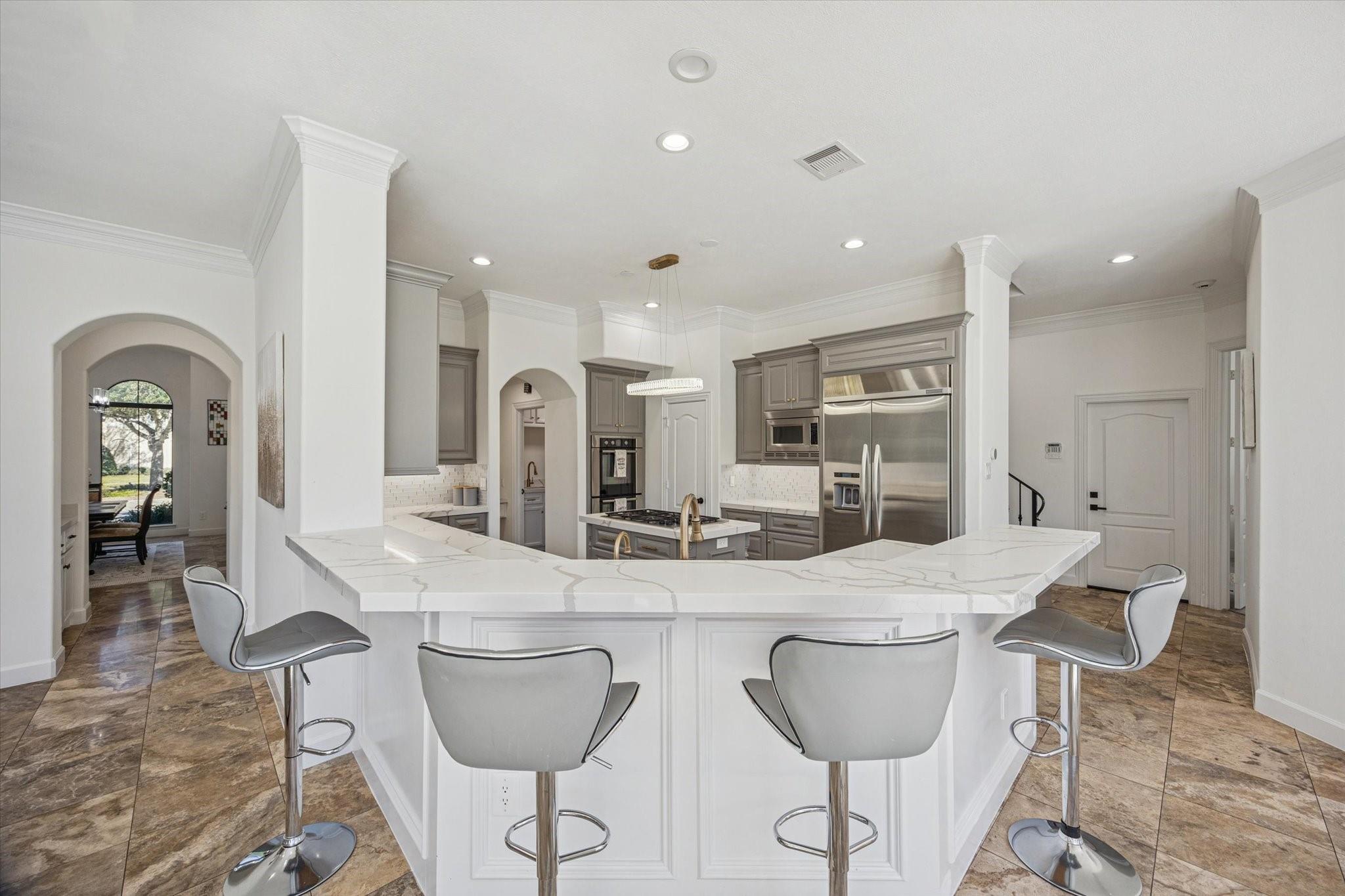 Sugar Land, Texas, 77479, United States, 6 Bedrooms Bedrooms, ,5 BathroomsBathrooms,Residential,Active,2021612