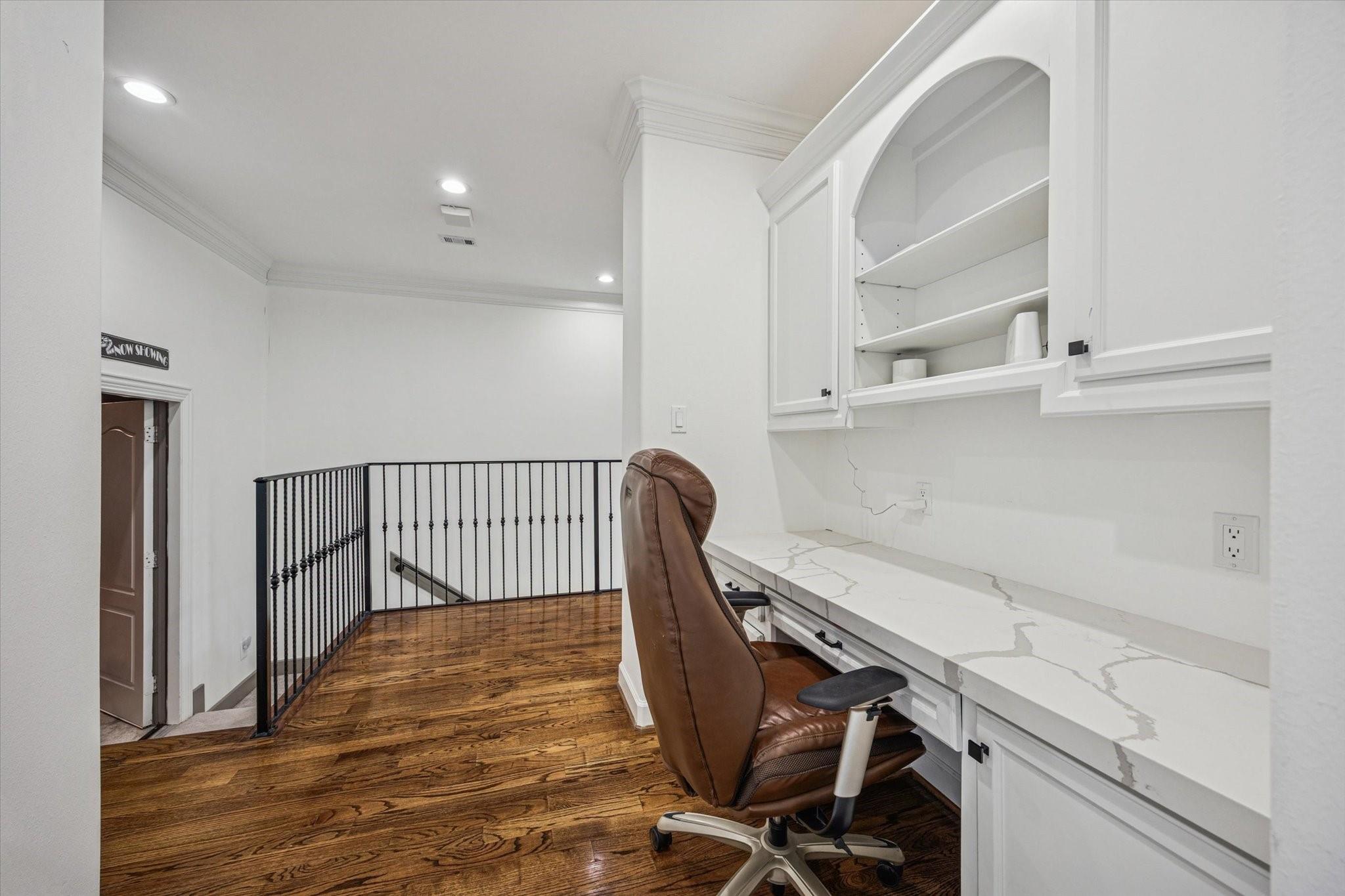 Sugar Land, Texas, 77479, United States, 6 Bedrooms Bedrooms, ,5 BathroomsBathrooms,Residential,Active,2021612