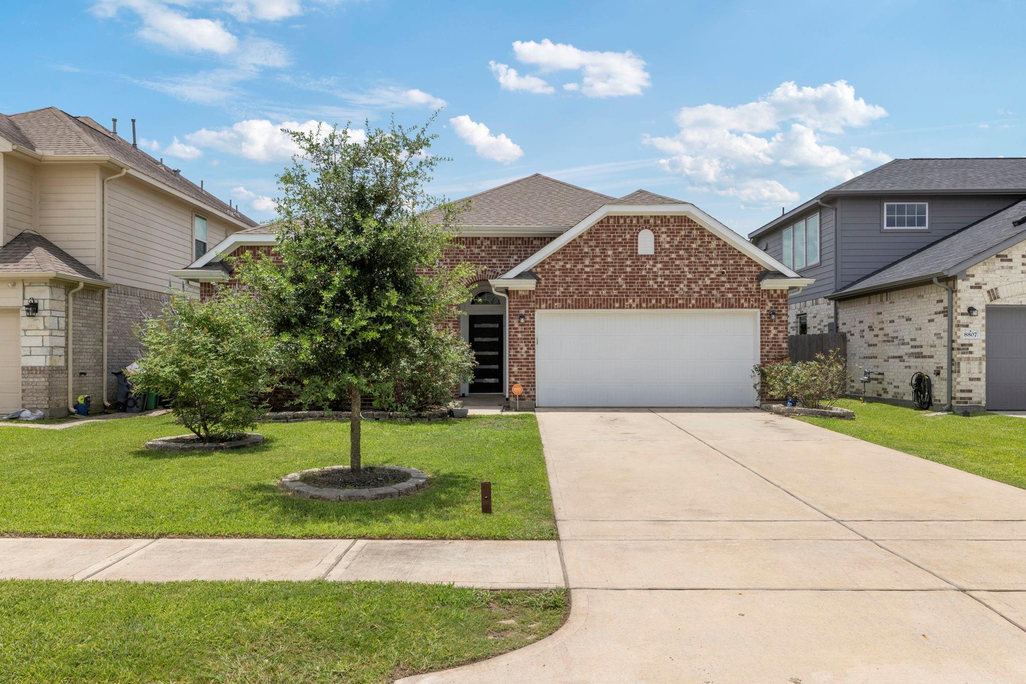 8803 W Crescent Lake Circle