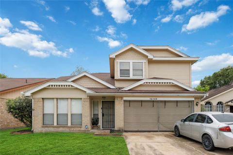 Photo of 16103 Vista Del Mar Drive, Houston, TX 77083 (MLS # 51123848)