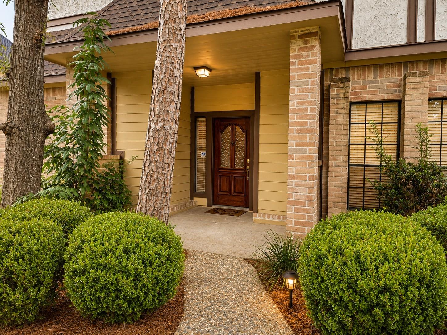 5518 Lacreek Lane