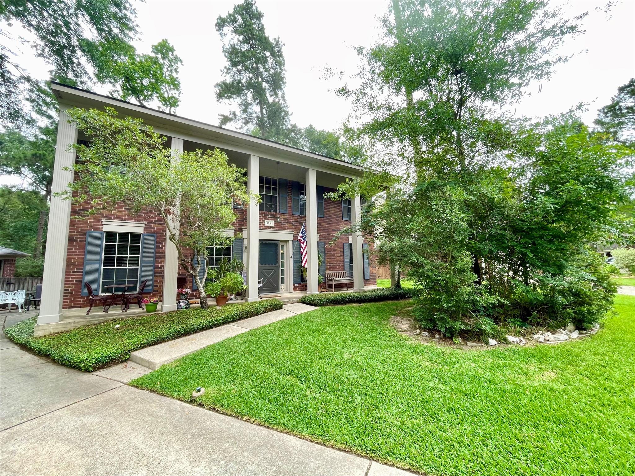 123 W Trillium Court