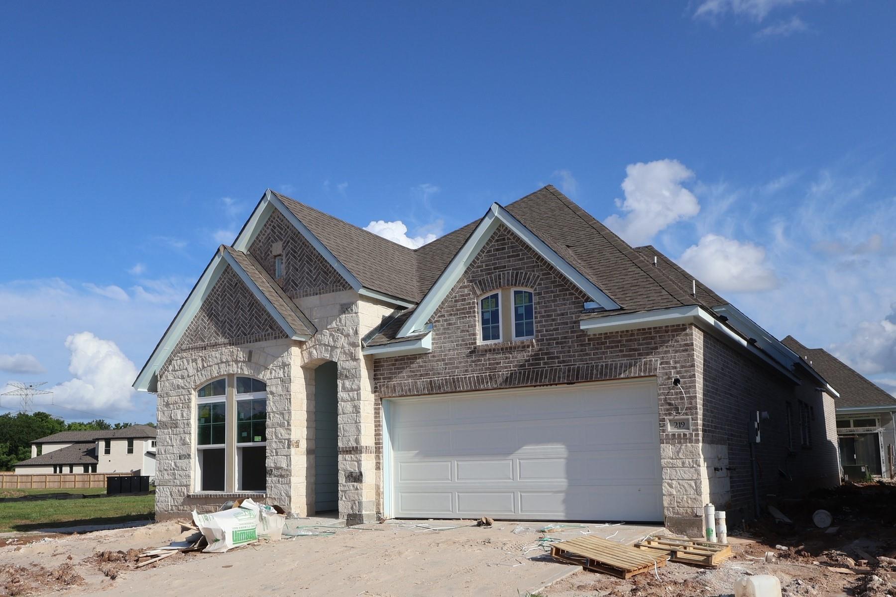 219 Mandarin Mist Street