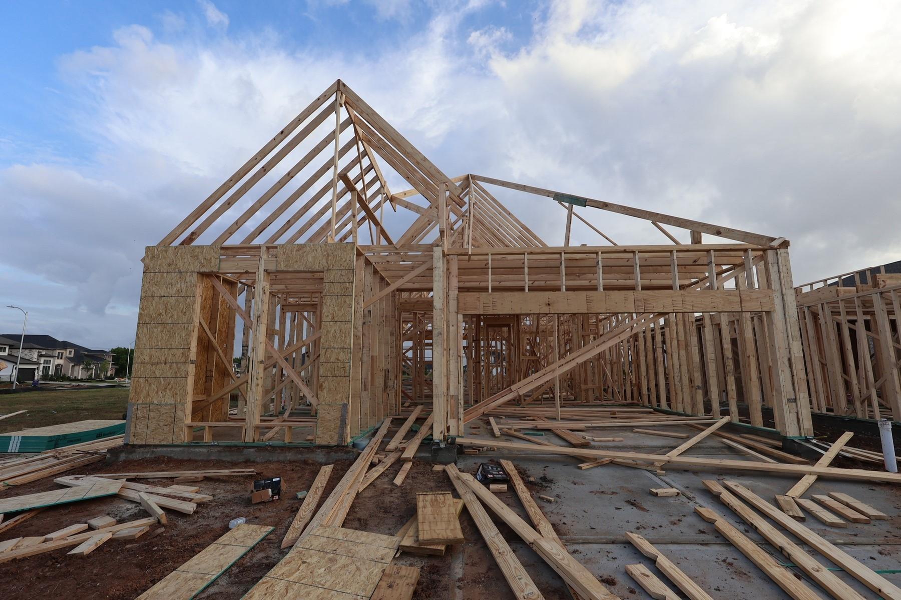 219 Mandarin Mist Street