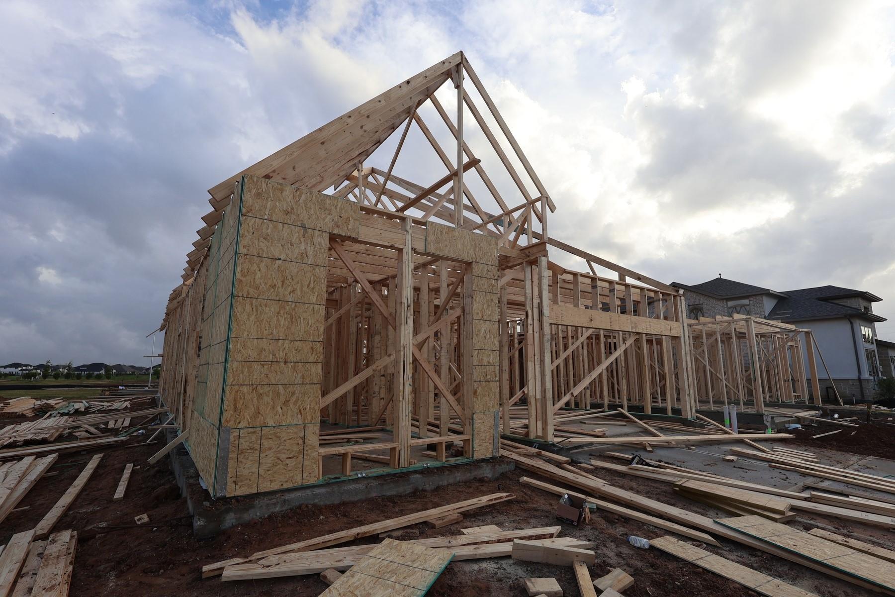 219 Mandarin Mist Street