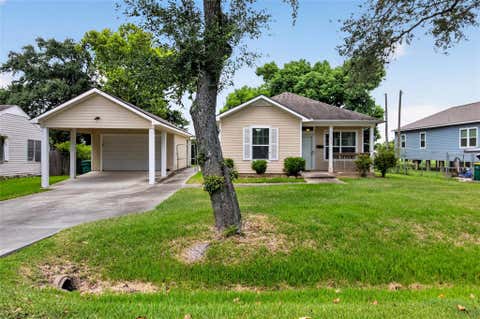 Homes For Sale - 233 Beatrice Street<br/> La Marque, TX 77568