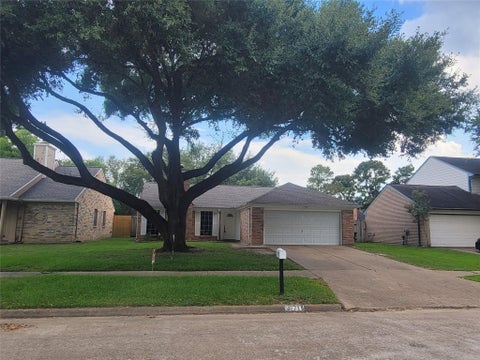 Photo of 22715 Braken Manor Lane, Katy, TX 77449 (MLS # 78896947)