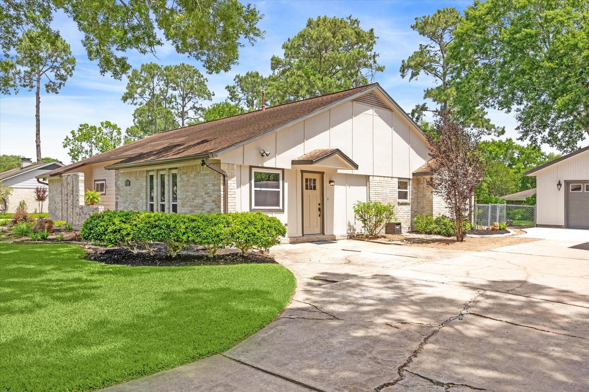 508 Williamsburg Circle