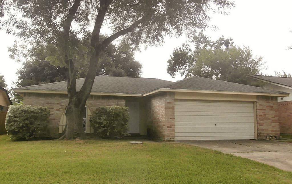 Photo of 10011 Appleridge Drive, Houston, TX 77070 (MLS # 227191)