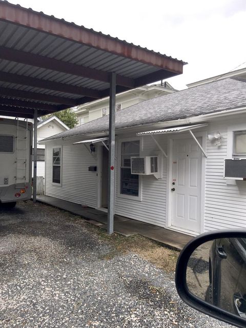 Photo of 1006 Columbia Street, Houston, TX 77008 (MLS # 11488482)