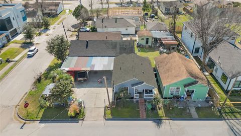 Photo of 1414 Moody Street, Houston, TX 77009 (MLS # 31139137)