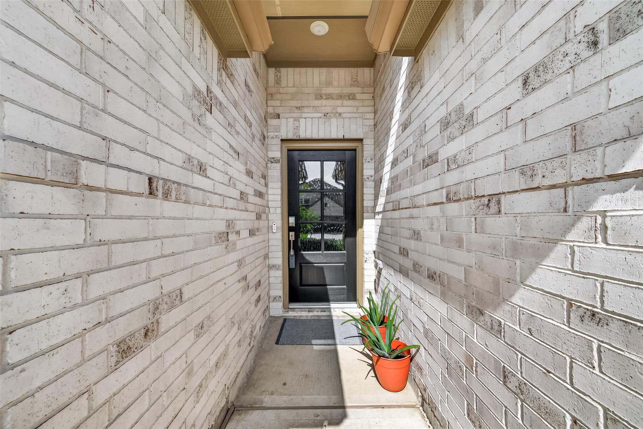 8603 Sun Coral Drive