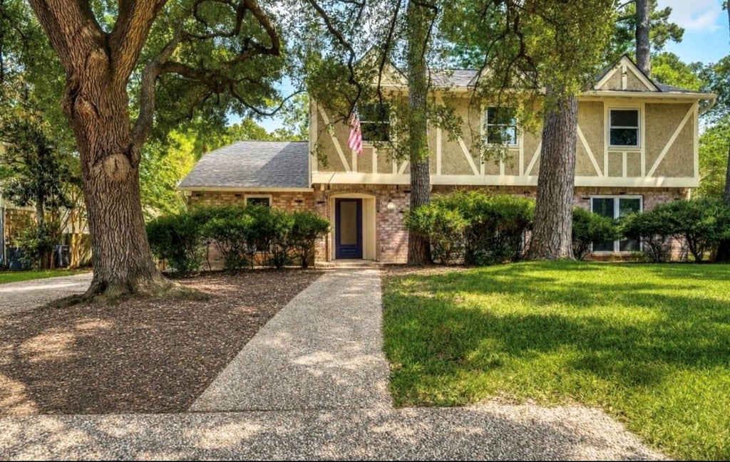 Photo of 10818 Elmdale Drive, Houston, TX 77070 (MLS # 40758061)
