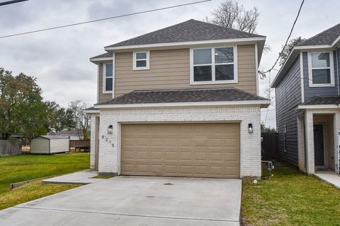 Photo of 8215 Bonaire Street, Houston, TX 77028 (MLS # 17964830)