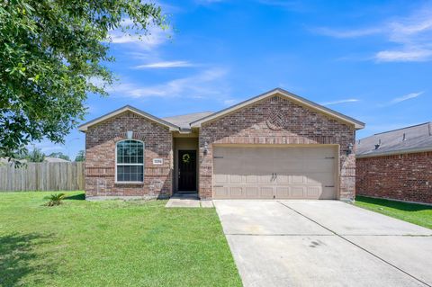 Photo of 12054 Powderhorn Lane, Pinehurst, TX 77362 (MLS # 88791880)