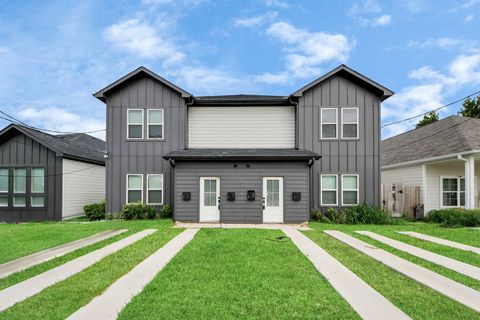Photo of 8316 Corinth Street #B, Houston, TX 77051 (MLS # 94557337)