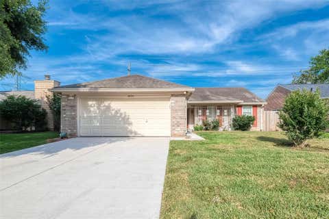 Photo of 3231 E Heatherock Circle, Sugar Land, TX 77479 (MLS # 40532532)