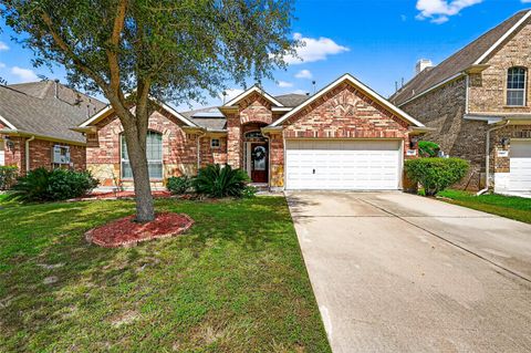 Photo of 13505 Mystic Arbor Lane, Pearland, TX 77584 (MLS # 19881629) Photo of 13505 Mystic Arbor Lane, Pearland, TX 77584 (MLS # 19881629)