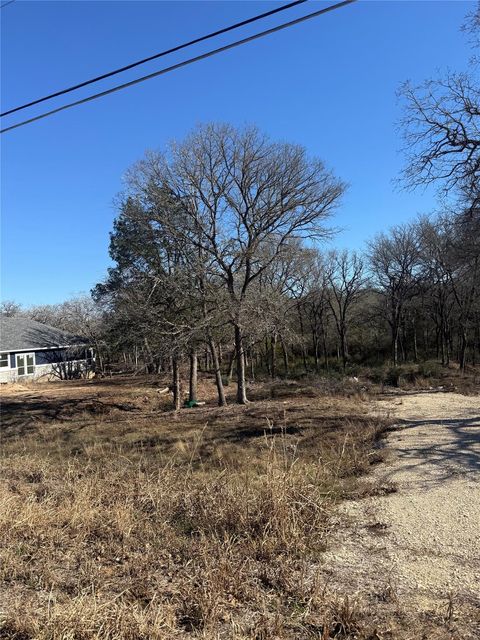 Vacant Land For Sale - 115 Deep Woods Court<br/> Cedar Creek, TX 78612