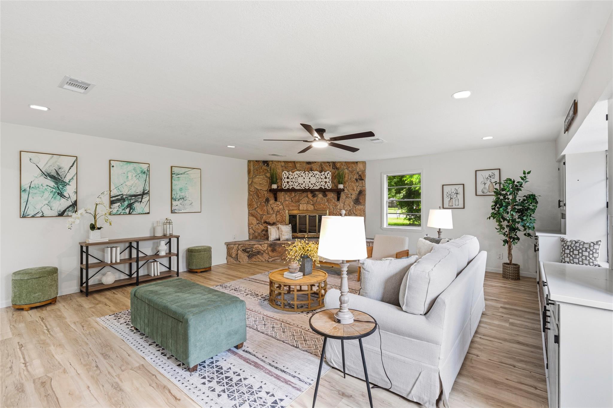 15903 Hickory Bend Drive