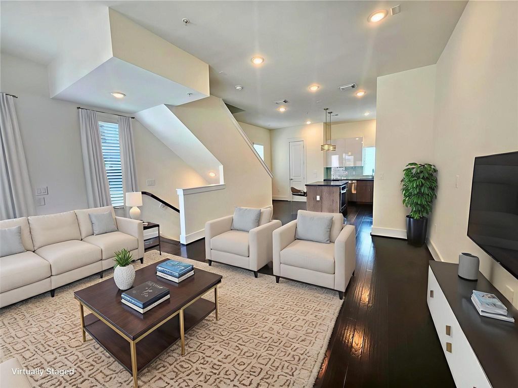 Photo of 2401 Crawford Street #C2A, Houston, TX 77004 (MLS # 20719934)