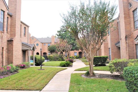 Photo of 3300 Bellefontaine Street #4, Houston, TX 77025 (MLS # 16545895) Photo of 3300 Bellefontaine Street #4, Houston, TX 77025 (MLS # 16545895)
