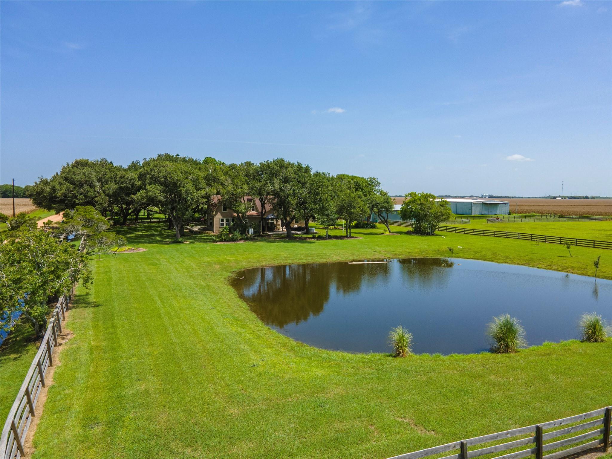 8711 County Road 403
