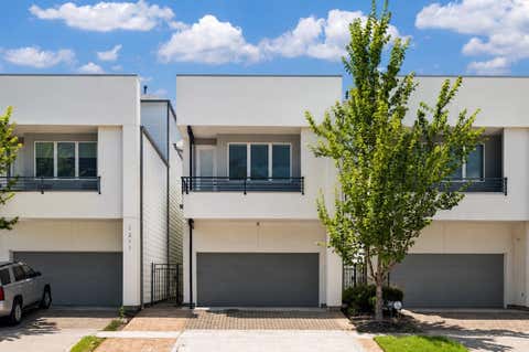 Photo of 1213 Crockett Street, Houston, TX 77007 (MLS # 15113773)