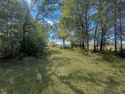 Vacant Land For Sale - 2845 Boehnke Road<br/> Muldoon, TX 78949